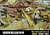 培根青椒白菜炒饼的做法