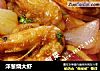 洋葱烧大虾的做法