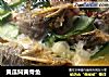 黄瓜焖黄骨鱼的做法