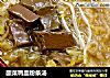 酸菜鸭血粉条汤的做法