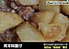 肉末焖薯仔的做法