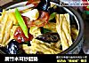 腐竹木耳炒腊肠的做法