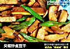 尖椒炒卤豆干的做法