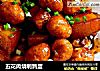 五花肉烧鹌鹑蛋的做法