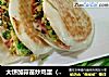 大饼加蒜苗炒鸡蛋（用自己种的蒜苗炒鸡蛋）的做法