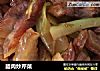 腊肉炒芹菜的做法