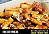 辣白菜炒年糕的做法