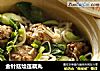 金针菇烩莲藕丸的做法