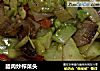 腊肉炒榨菜头的做法