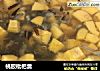 桃胶枇杷羹的做法
