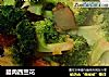 腊肉西兰花的做法