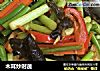 木耳炒时蔬的做法