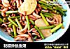粘糕炒鱿鱼须的做法