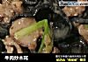 牛肉炒木耳的做法