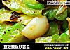豆豉鲮鱼炒苦瓜的做法