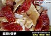 腊肠炒酸笋的做法