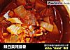 辣白菜炖排骨的做法