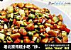 老北京传统小吃“炒疙瘩”的做法
