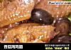 香菇炖鸡翅的做法