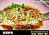 油泼鲈鱼的做法