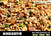 油渣酱油蛋炒饭的做法