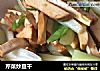 芹菜炒豆干的做法