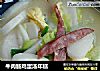 牛肉肠鸡蛋汤年糕的做法