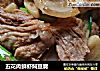 五花肉鲜虾焖豆腐的做法