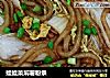 娃娃菜焖薯粉条的做法