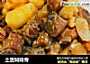 土豆焖排骨的做法