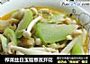 榨菜丝白玉菇煮夜开花的做法