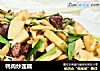 鸭肉炒莲藕的做法
