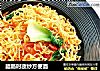 腊肠时蔬炒方便面的做法