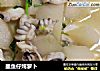 墨鱼仔炖萝卜的做法