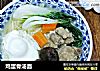 鸡蛋骨汤面的做法