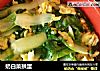 奶白菜拱蛋的做法