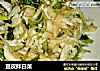 豆皮拌白菜的做法