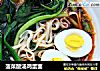 菠菜酸汤鸡蛋面的做法