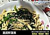 豆皮拌菠菜的做法
