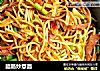 腊肠炒意面的做法