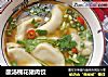 酸汤槐花猪肉饺的做法