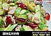 酸辣瓜片炒肉的做法