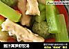 鲍汁莴笋虾饺汤的做法