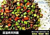 蒜苔肉末拌面的做法