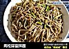 肉松蒜薹拌面的做法