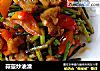 蒜薹炒油渣的做法