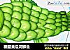 糖醋黄瓜河鲫鱼的做法
