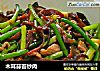 木耳蒜苔炒肉的做法
